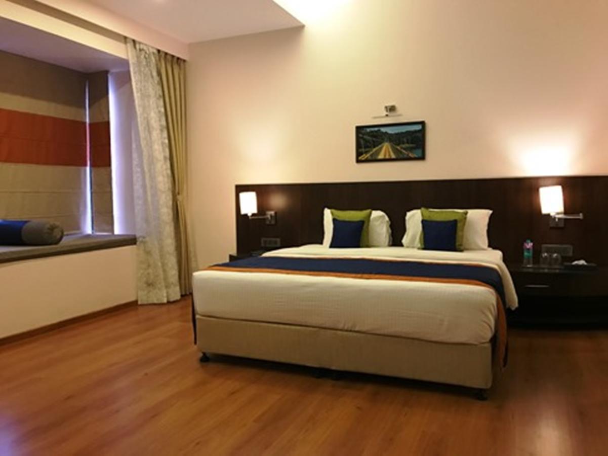 Hotel Central Park Manipal Exterior foto